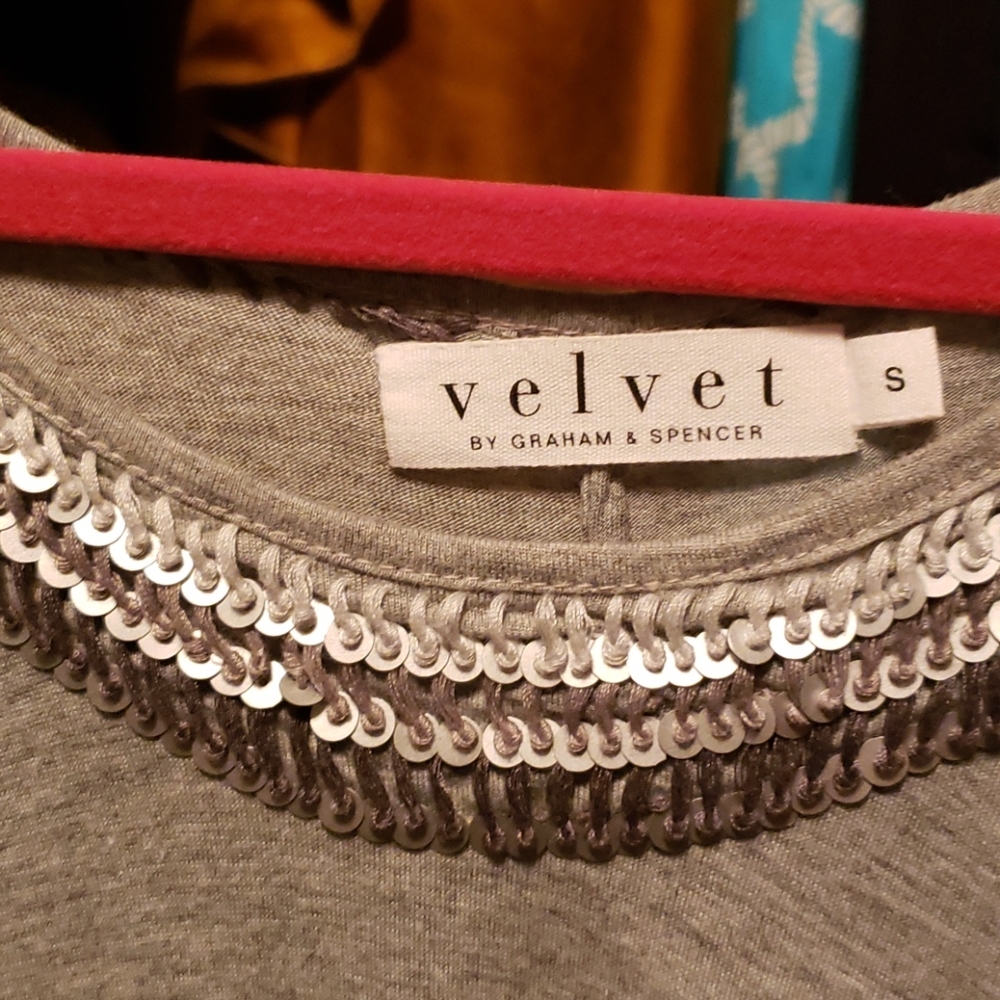 Velvet tunic -small - Picture 2 of 3